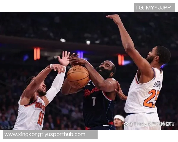 小卡表现起伏不定17投9中斩获22分8篮板6助攻三分球全失落空